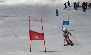 Prvenstvo Srbije u alpskom skijanju u veleslalomu U 8 U 10 i U 12 kategorije 1200x730